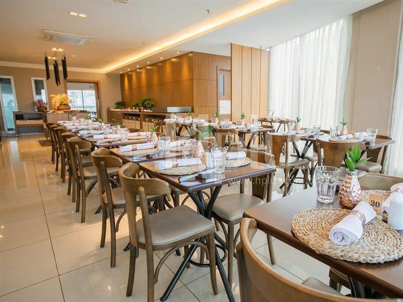 Hplus Vision Executive Hotel
